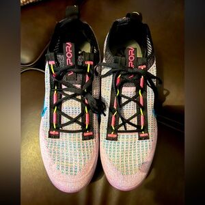 NWOT Nike Air Vapor Max Flyknit